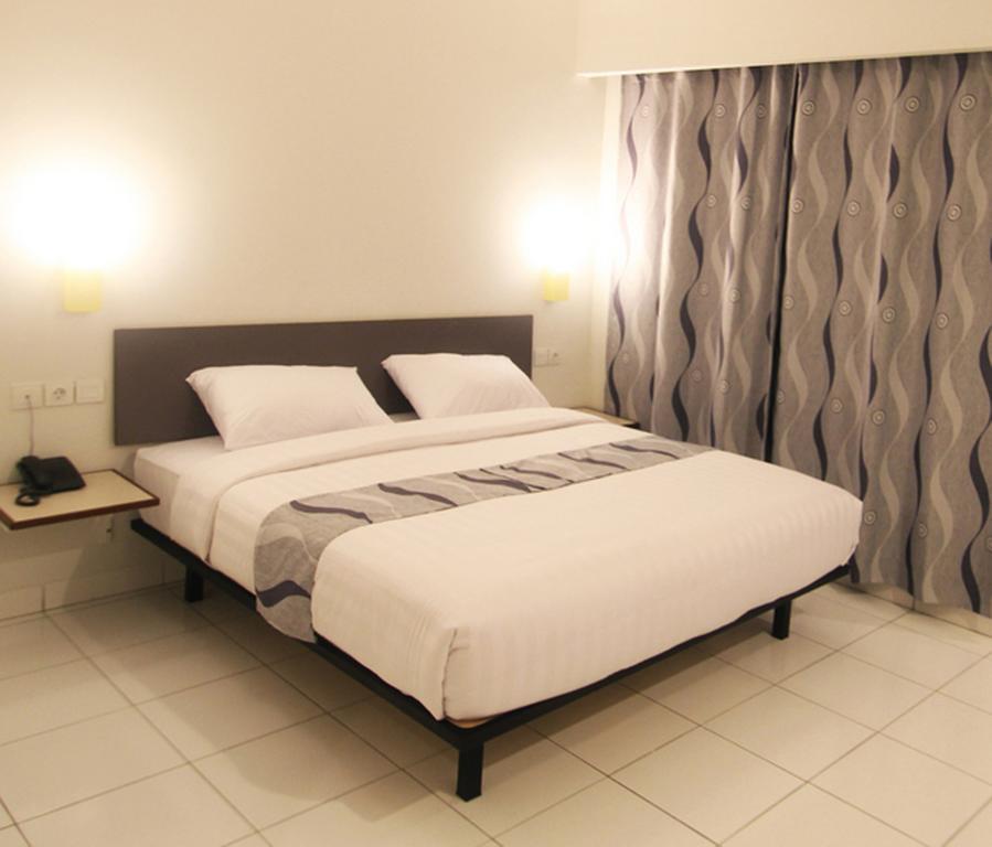 Hotel Koening Cirebon Ngoại thất bức ảnh